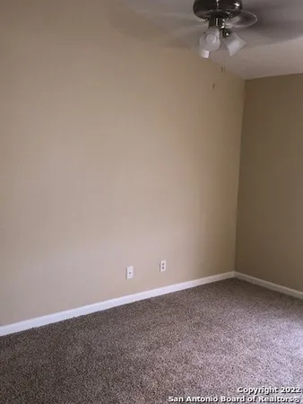 $1,100 | 542 Dukeway Drive, Unit 1, Universal City, TX 78148