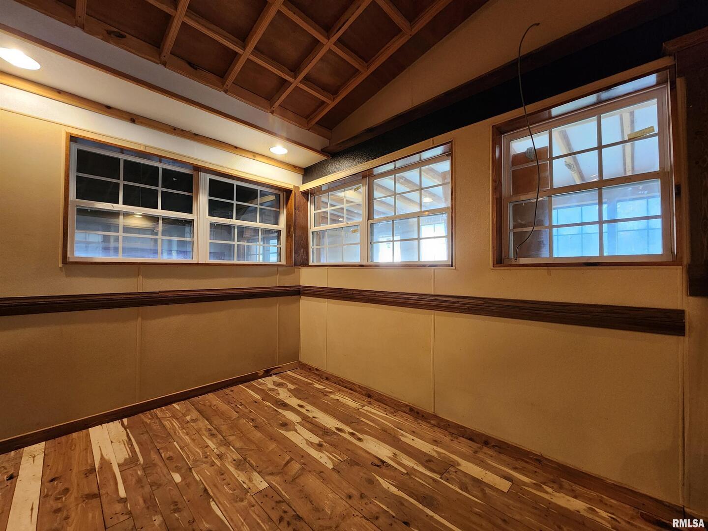 5628 Coal Street Sesser, IL 62884 - Photo 27 of 62 a view of empty room with a window