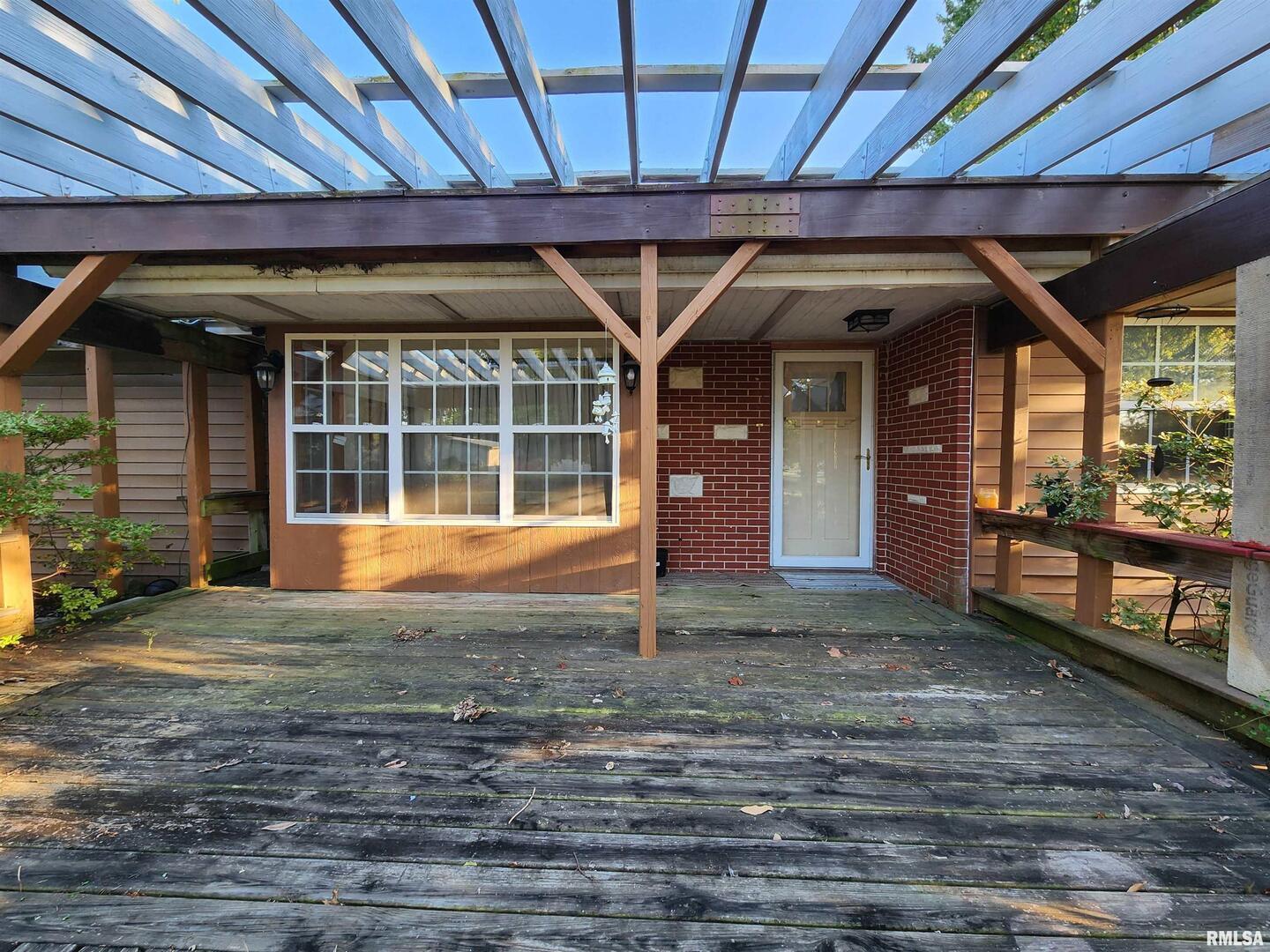 5628 Coal Street Sesser, IL 62884 - Photo 8 of 62 a view of a porch of the house