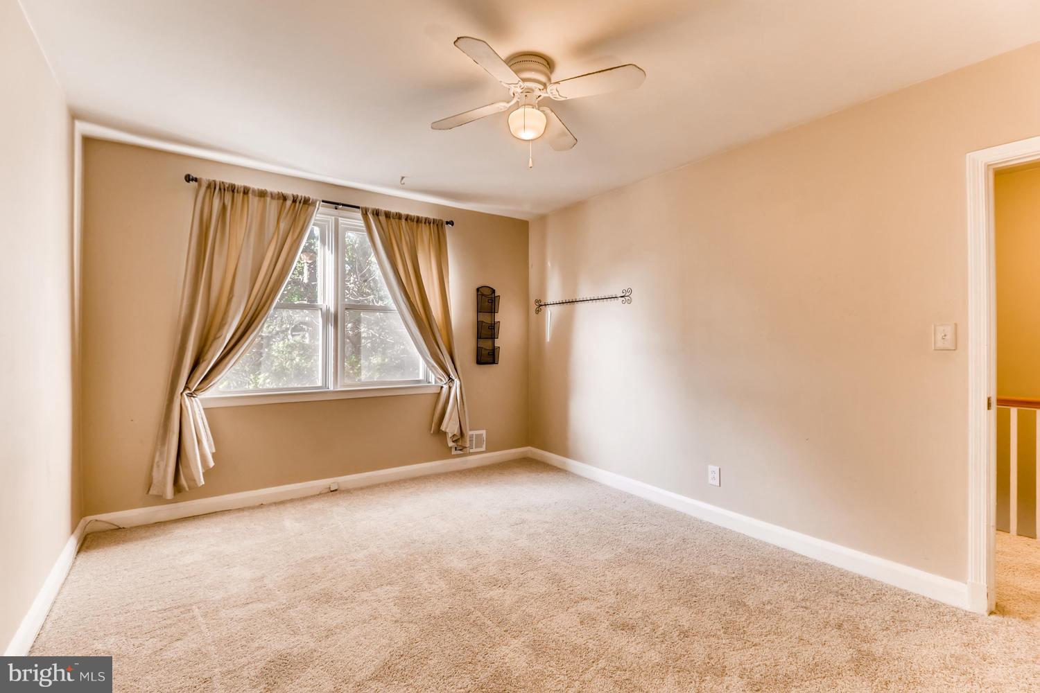 6611 Frederick Road Baltimore, MD 21228 - Photo 16 of 27 Bedroom (Master)