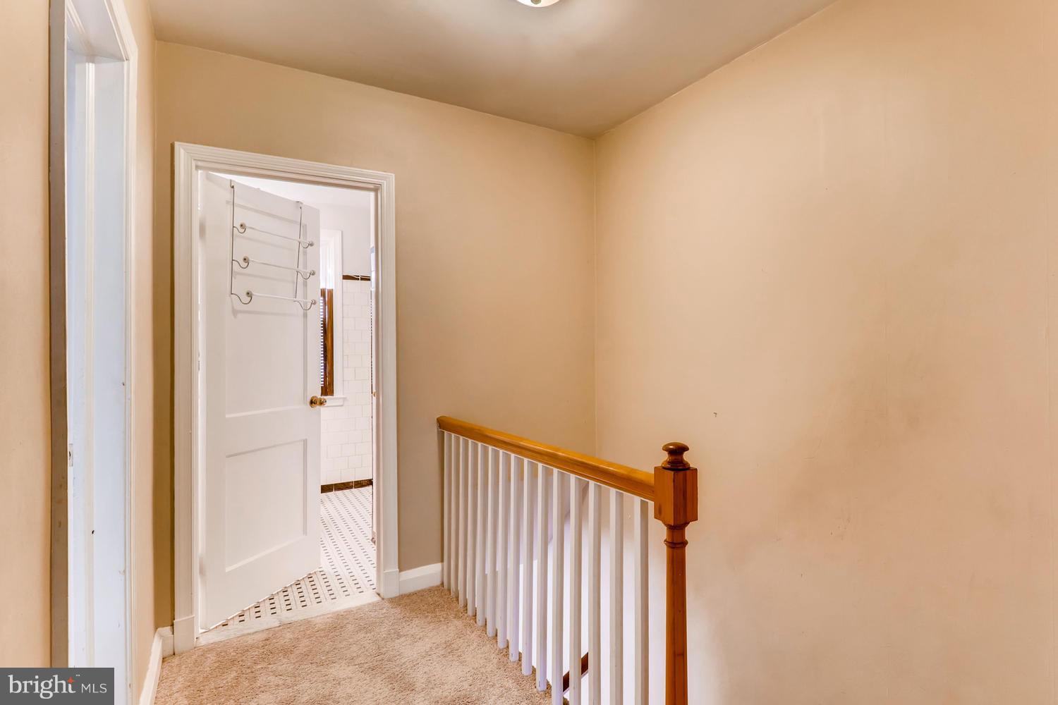 6611 Frederick Road Baltimore, MD 21228 - Photo 21 of 27 Interior (General)