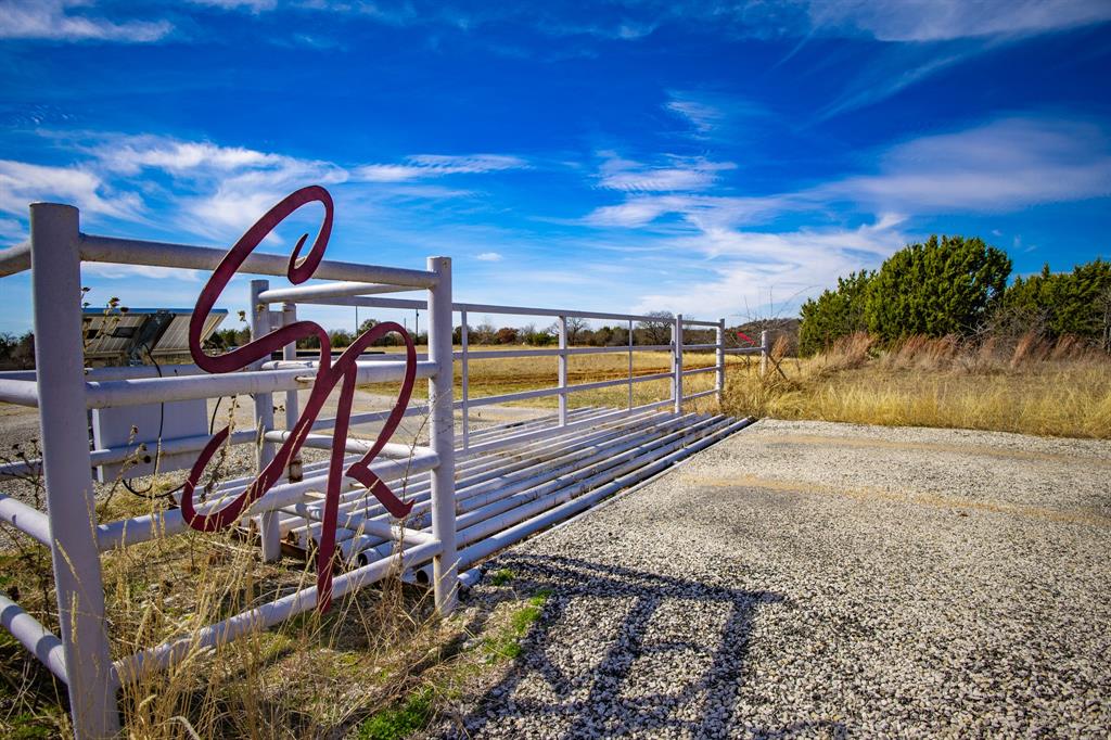 198 South Rnch Drive Graham, TX 76450 - Photo 15 of 37