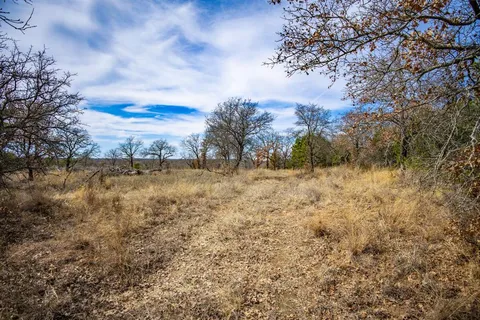 $225,000 | 198 South Rnch Drive, Graham, TX 76450