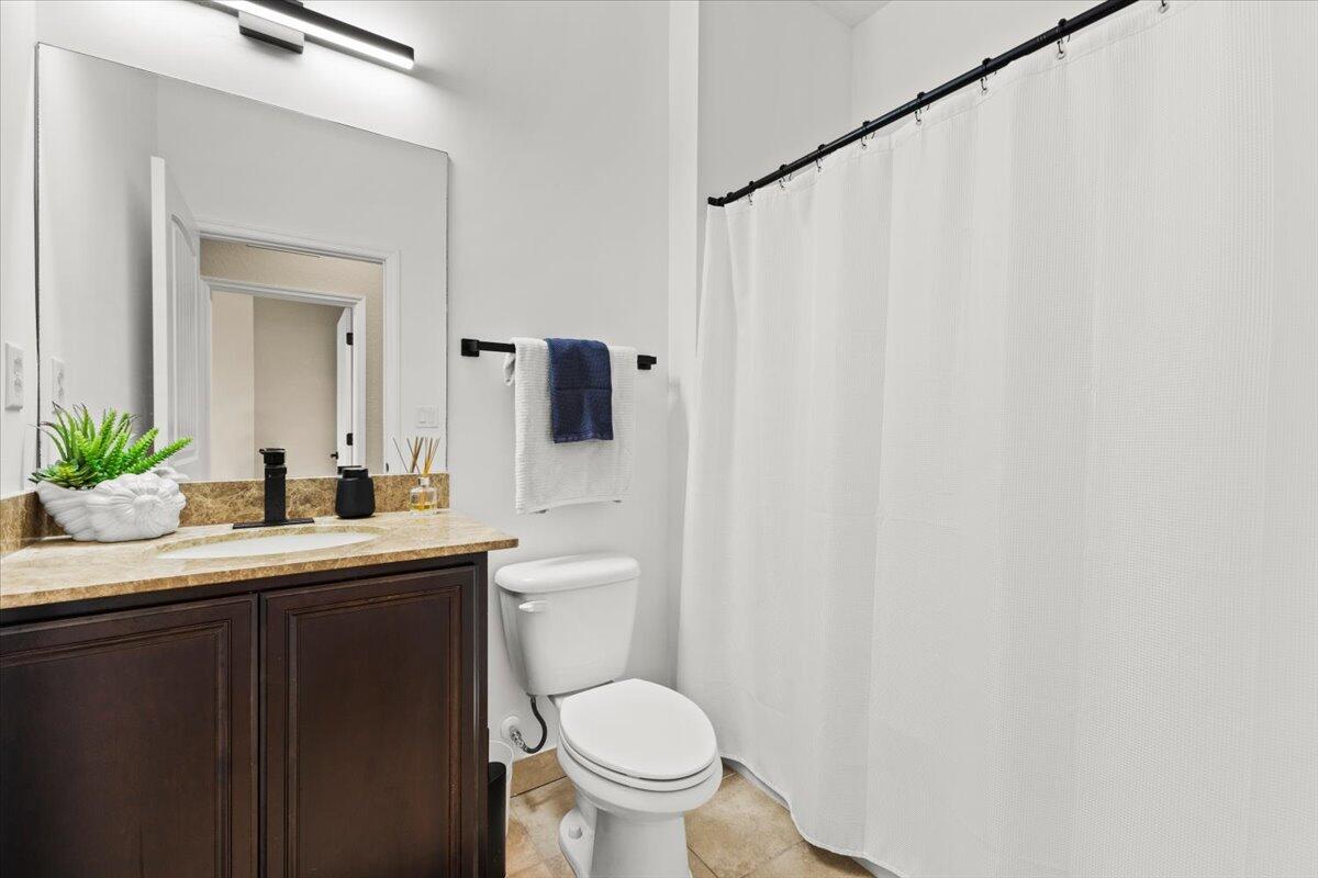 704 Southwest 2nd Avenue Pompano Beach, FL 33060 - Photo 22 of 34 22-424A0589