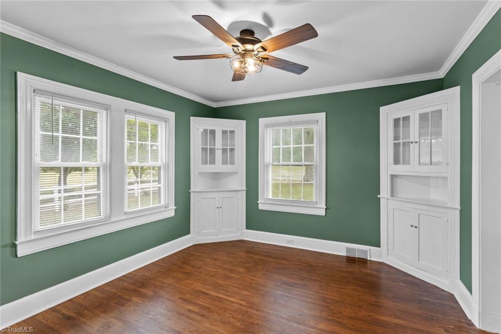 4020 Rockford Road Boonville, NC 27011 - Photo 16 of 44 Sunny dining room