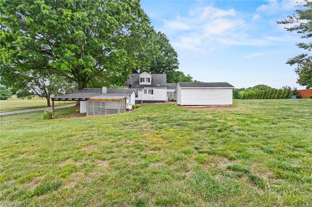 4020 Rockford Road Boonville, NC 27011 - Photo 43 of 44