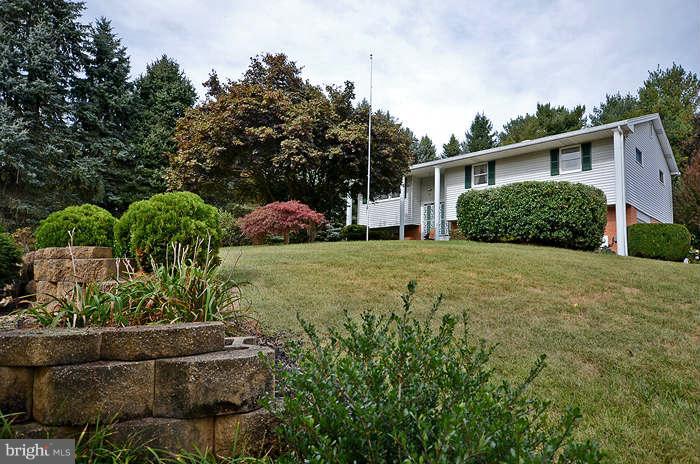 3211 Hunt Road Fallston, MD 21047 - Photo 3 of 25 a view of a house with backyard and garden