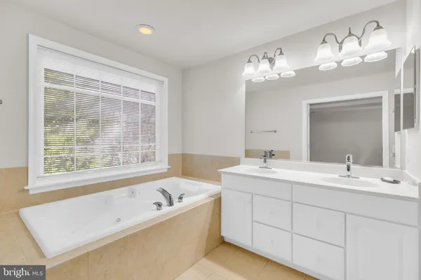 $4,350 | 9249 Laurel Ridge Crossing Road, Lorton, VA 22079