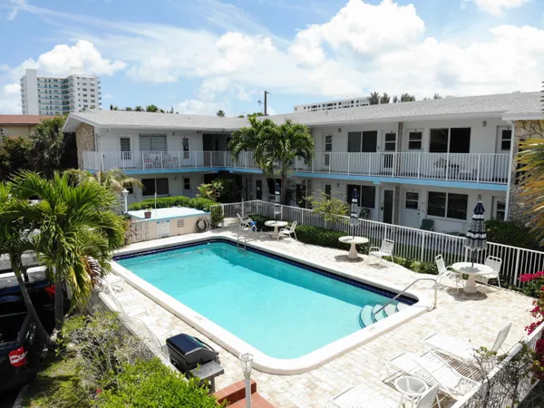 $159,000 | 3232 Canal Drive, Unit 18, Pompano Beach, FL 33062