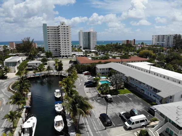 $159,000 | 3232 Canal Drive, Unit 18, Pompano Beach, FL 33062
