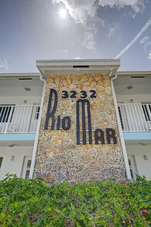 $159,000 | 3232 Canal Drive, Unit 18, Pompano Beach, FL 33062