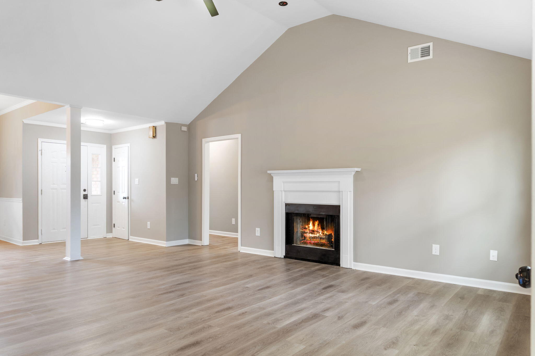 428 Madison Street Grovetown, GA 30813 - Photo 4 of 20 Living Room