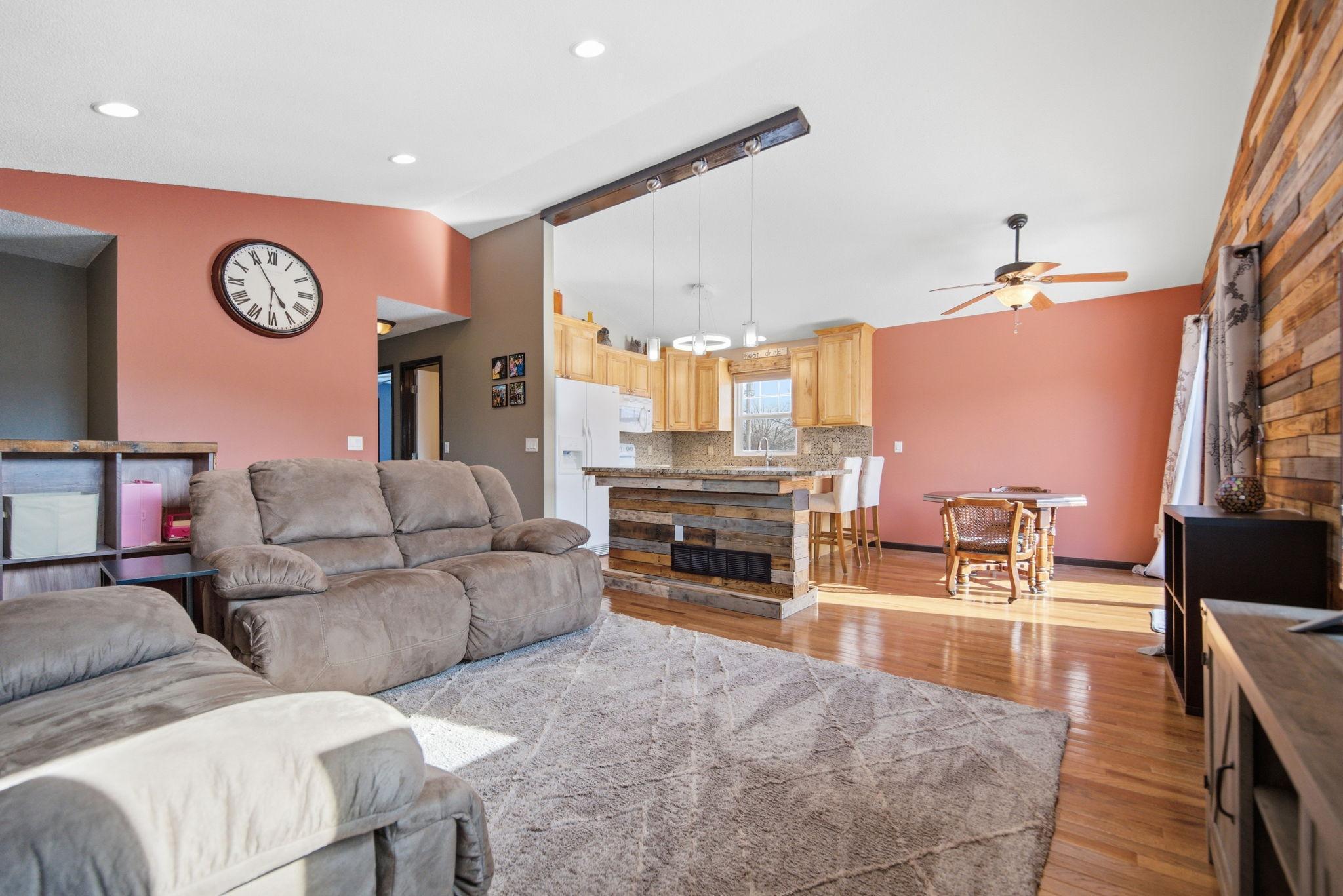 6121 Egg Lake Road North Hugo, MN 55038 - Photo 12 of 38