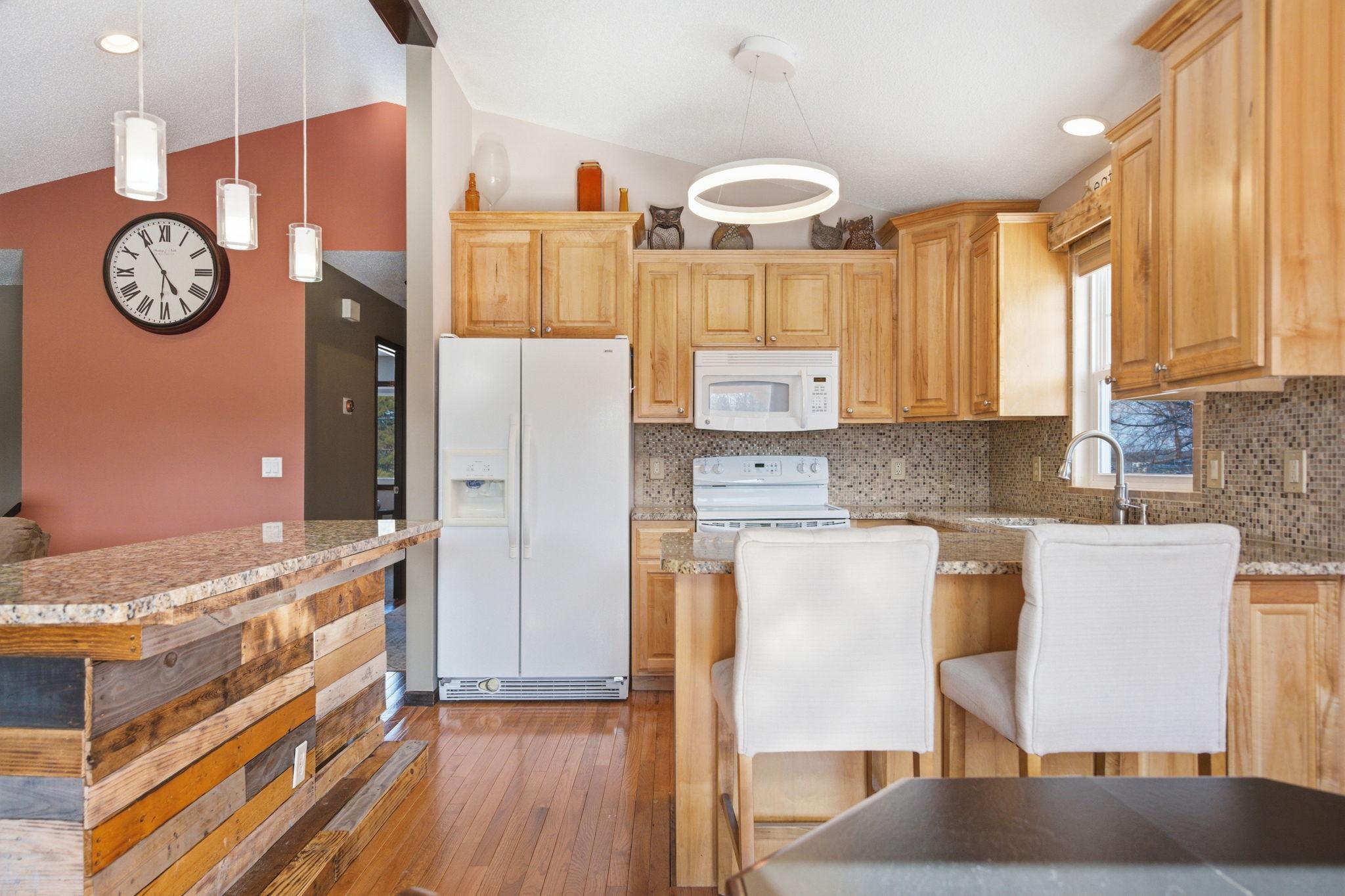 6121 Egg Lake Road North Hugo, MN 55038 - Photo 7 of 38