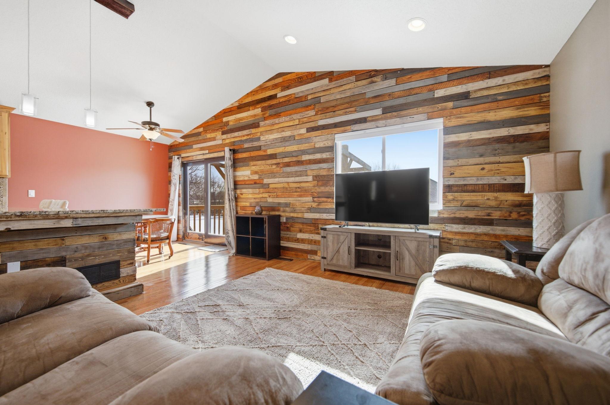 6121 Egg Lake Road North Hugo, MN 55038 - Photo 10 of 38