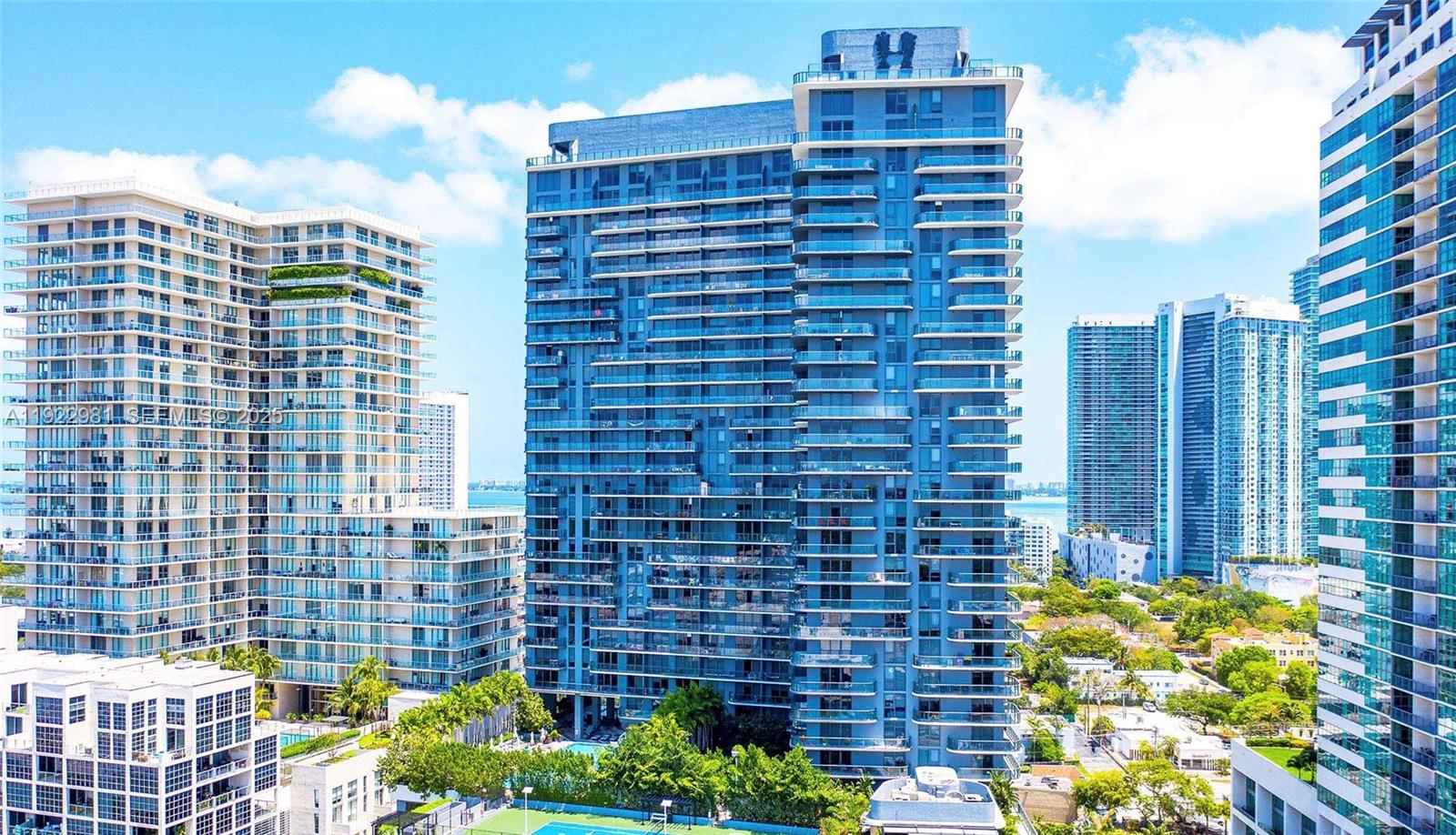 121 Northeast 34th Street, Unit 2701 Miami, FL 33137 - Photo 29 of 43 a view of a building