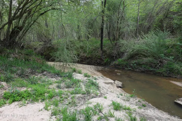 $1,848,000 | 3194 James Road, Hazlehurst, MS 39083