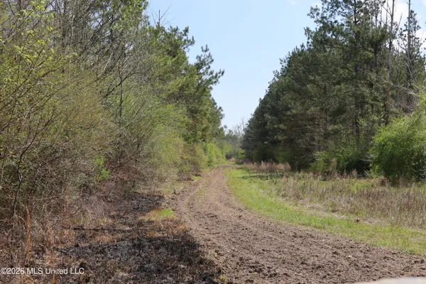 $1,848,000 | 3194 James Road, Hazlehurst, MS 39083