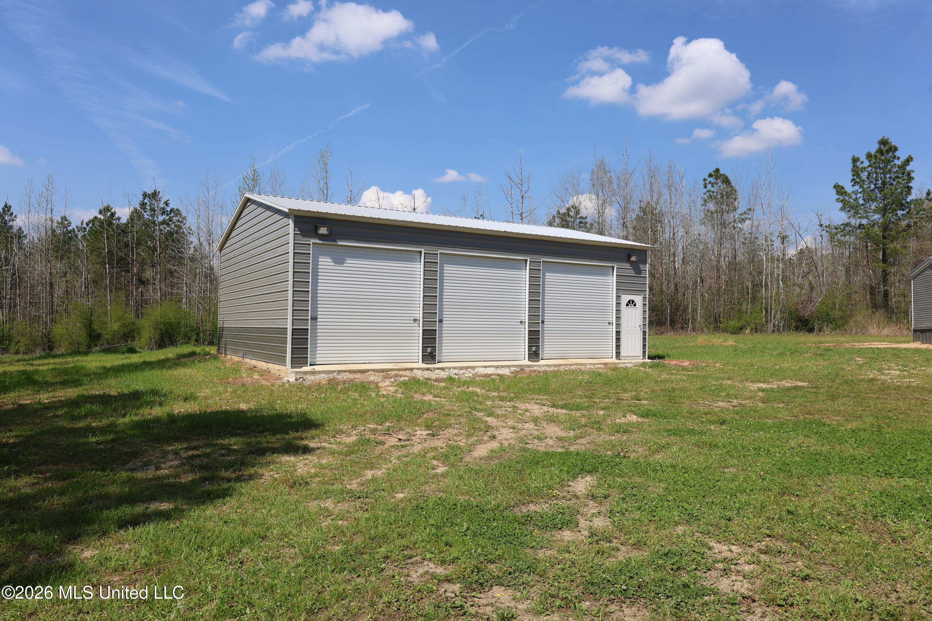 3194 James Road Hazlehurst, MS 39083 - Photo 10 of 114 ACF87FC3-43DD-4BB1-B82A-B923939065FC