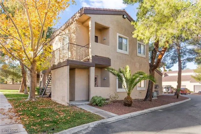 $199,999 | 5250 South Rainbow Boulevard, Unit 1012, Las Vegas, NV 89118