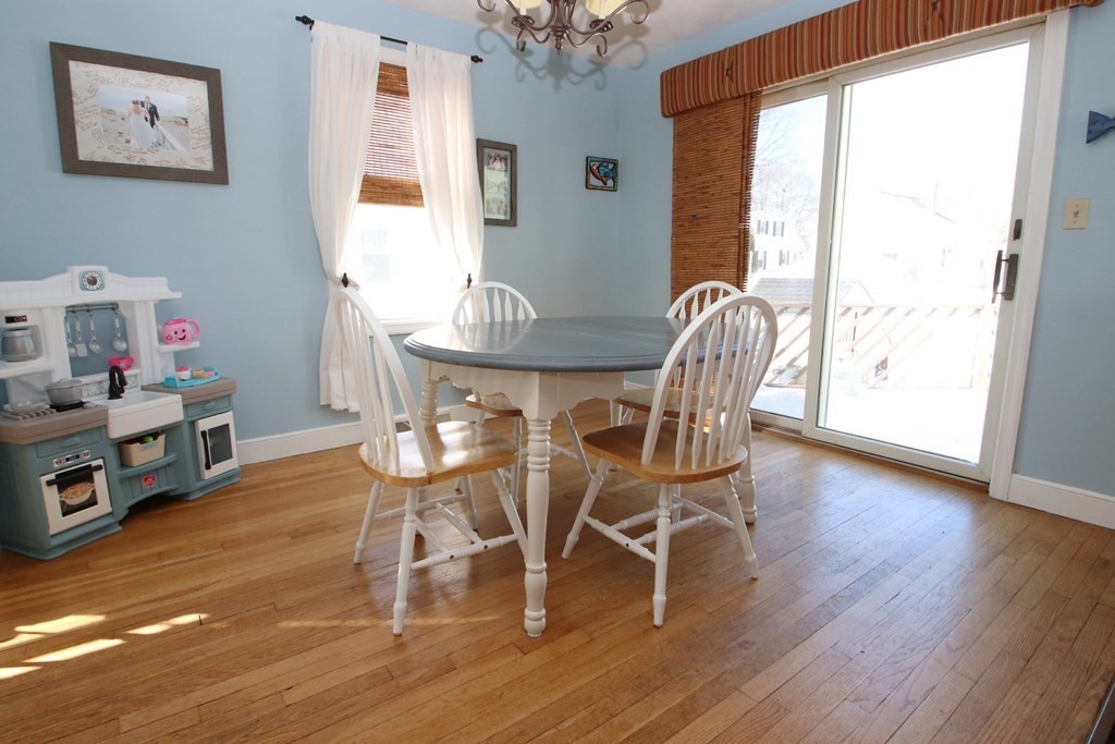 21 Dustin Street Saugus, MA 01906 - Photo 12 of 26 Gallery Image 12