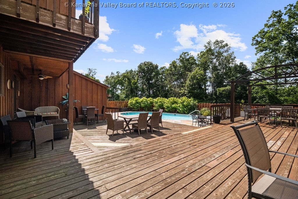 2067 Smith Road Charleston, WV 25314 - Photo 35 of 43 Gallery Image 35