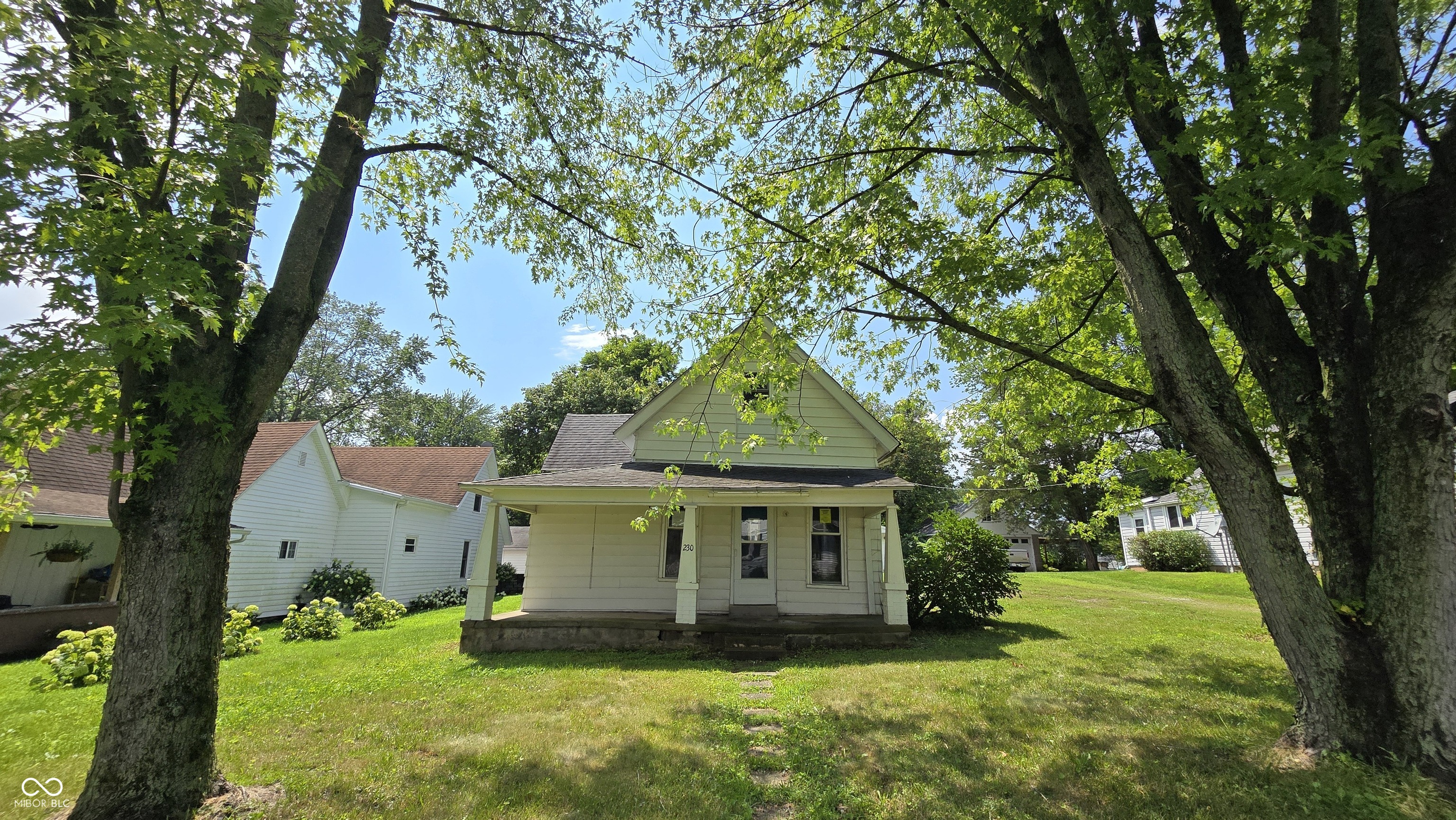 230 South High Street Jamestown, IN 46147 - Photo 3 of 61