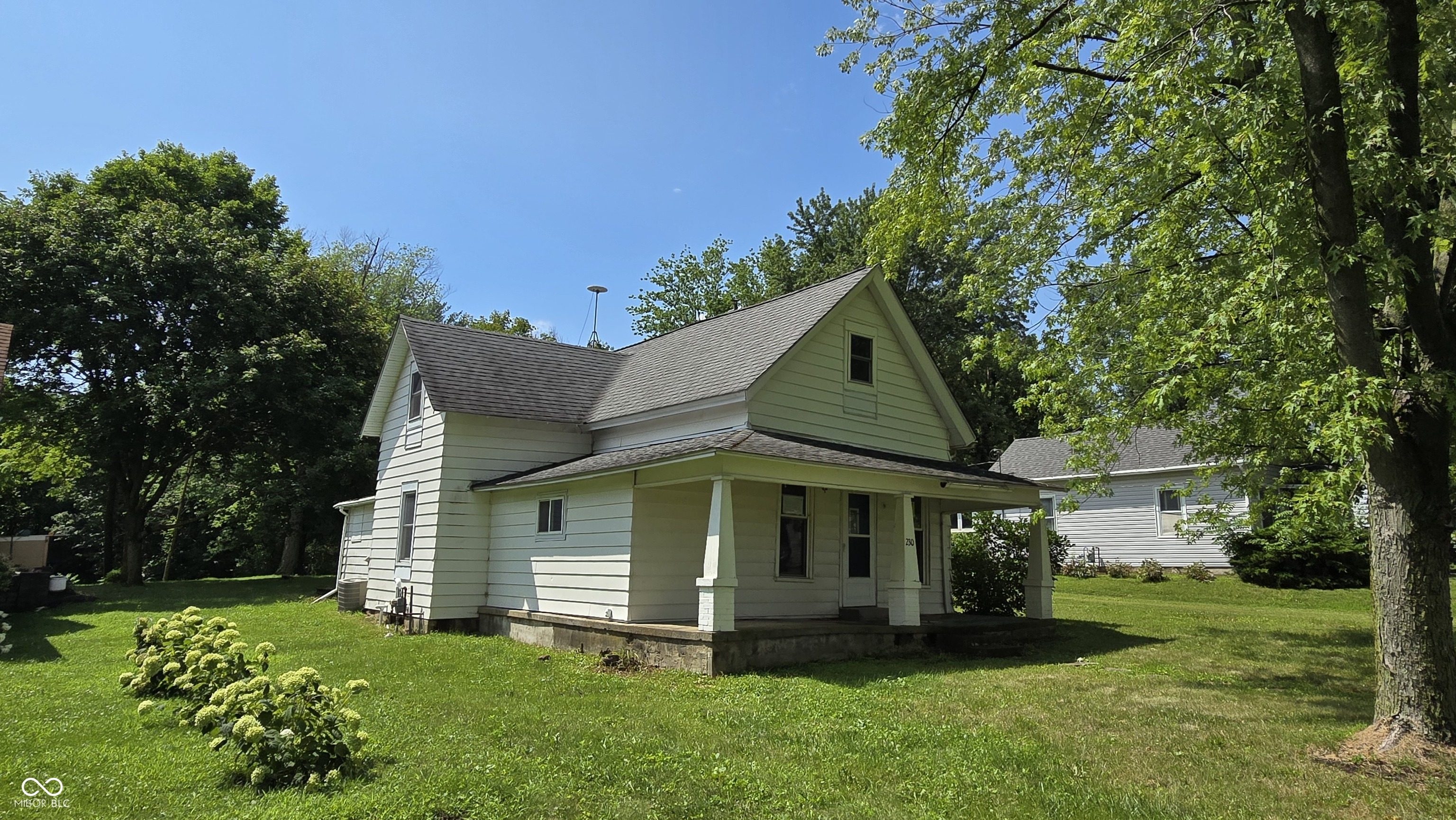 230 South High Street Jamestown, IN 46147 - Photo 4 of 61