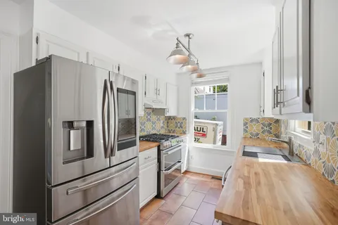 $1,246,000 | 6814 Brookville Road, Chevy Chase, MD 20815
