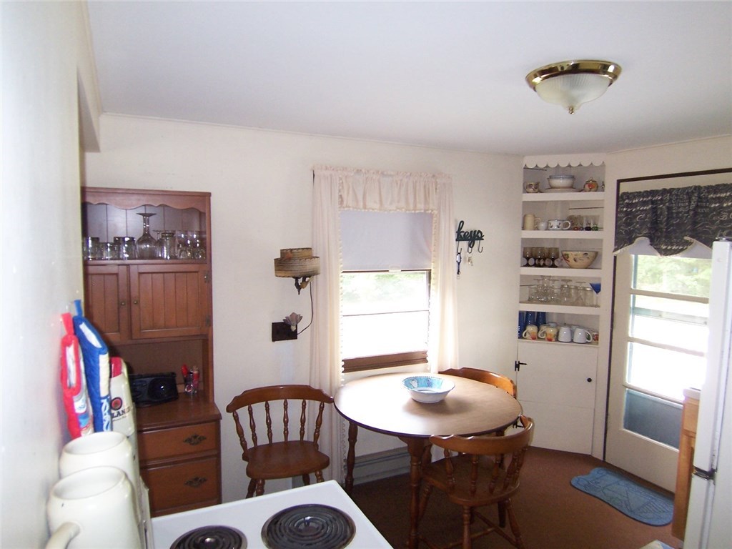 321 Mautucket Road South Kingstown, RI 02879 - Photo 13 of 18