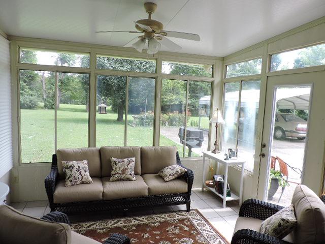 343 Kimbrough Road Clarksville, TN 37043 - Photo 22 of 30 Florida Room with View to 10th Hole of Clarksville Country Club Golf Course