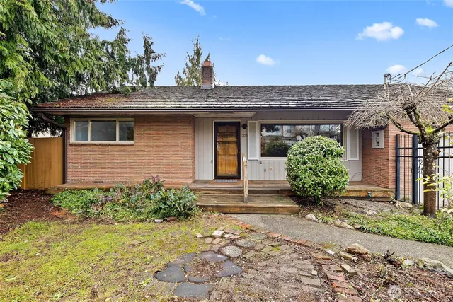 $495,000 | 2420 South 132nd Street, SeaTac, WA 98168