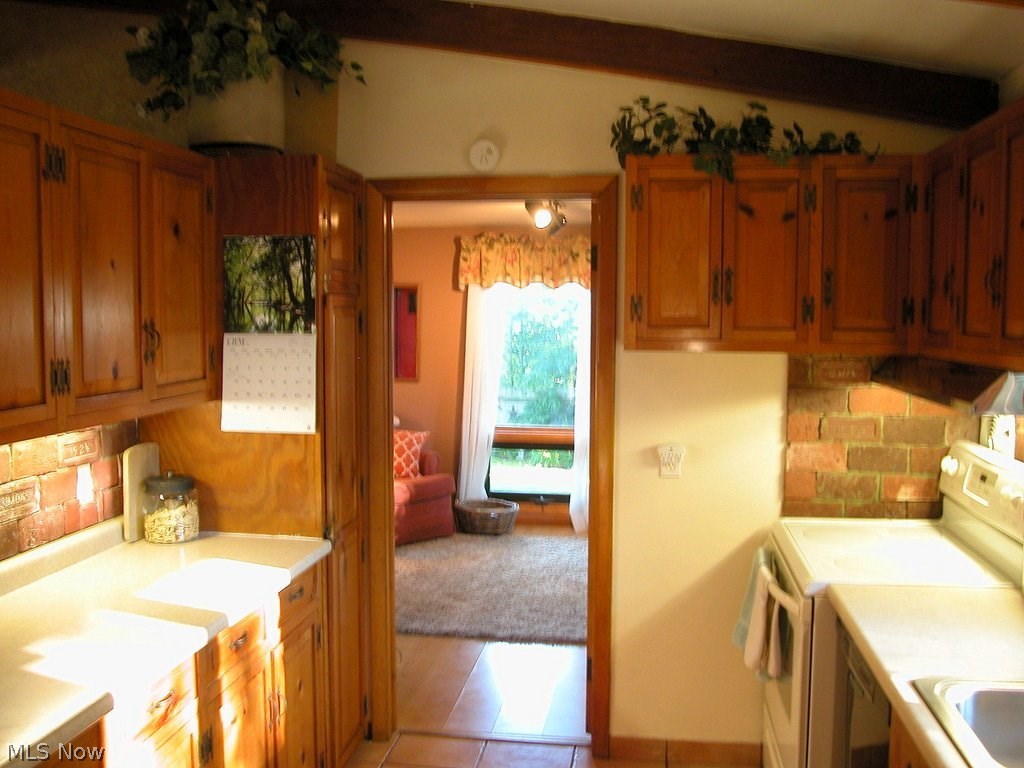 952 Ridgecrest Drive Wooster, OH 44691 - Photo 4 of 34 Gallery Image 4