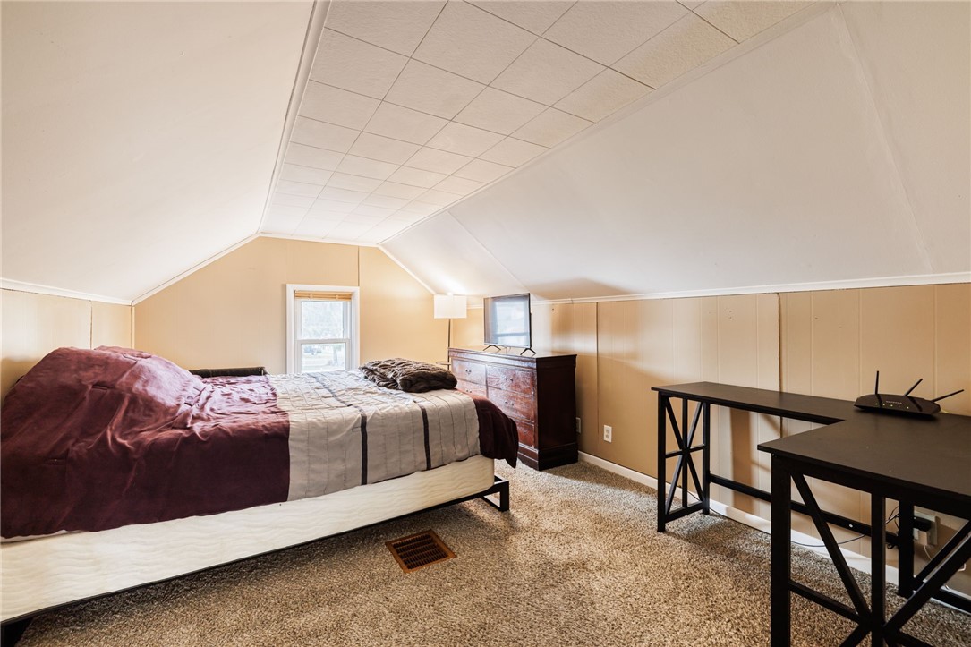 123 Brayton Road Greece, NY 14616 - Photo 4 of 23