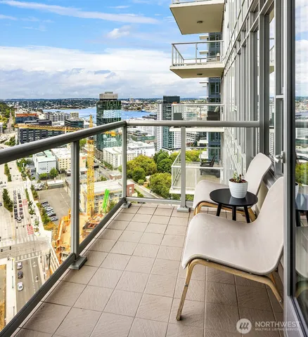 $698,000 | 583 Battery Street, Unit 2704N, Seattle, WA 98121