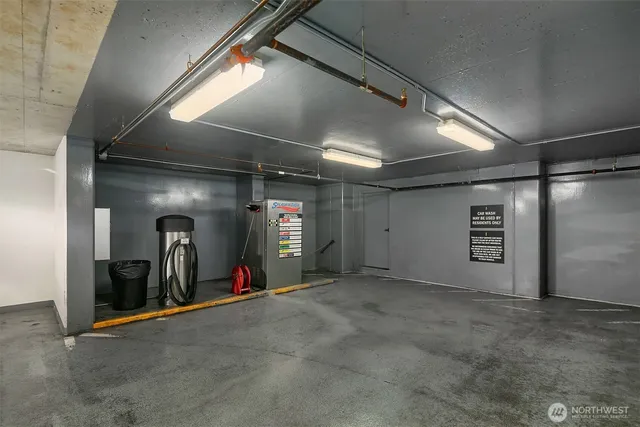 $698,000 | 583 Battery Street, Unit 2704N, Seattle, WA 98121