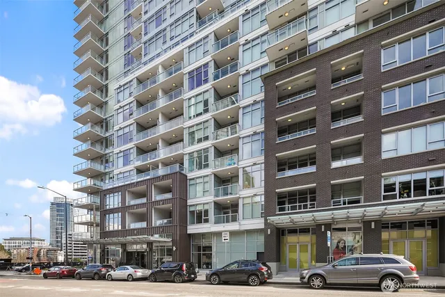 $698,000 | 583 Battery Street, Unit 2704N, Seattle, WA 98121