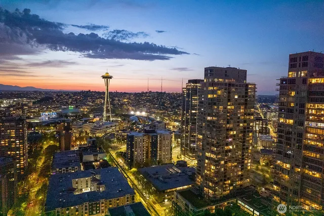 $698,000 | 583 Battery Street, Unit 2704N, Seattle, WA 98121