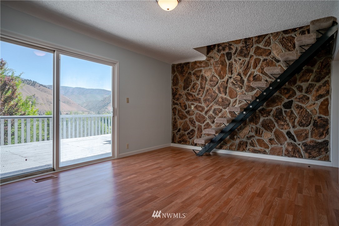5878 Wohlers Road Cashmere, WA 98815 - Photo 6 of 40 Gallery Image 6