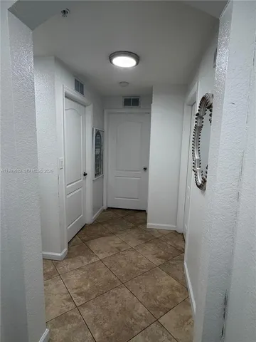 $2,950 | 8814 West Flagler Street, Unit 107, Miami, FL 33174