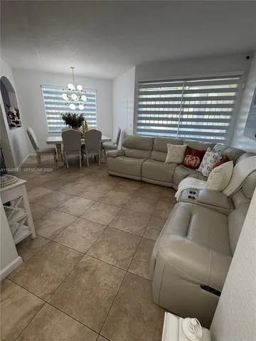 $2,950 | 8814 West Flagler Street, Unit 107, Miami, FL 33174