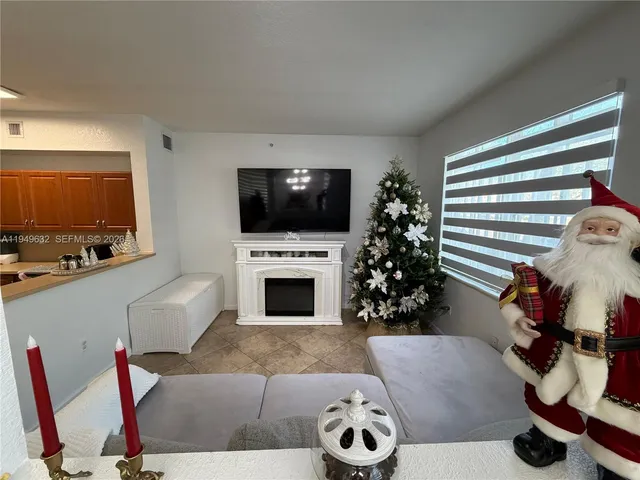 $2,950 | 8814 West Flagler Street, Unit 107, Miami, FL 33174