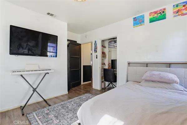 $925,000 | 415 East Green Street, Claremont, CA 91711