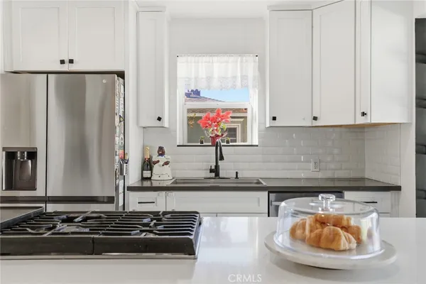 $925,000 | 415 East Green Street, Claremont, CA 91711