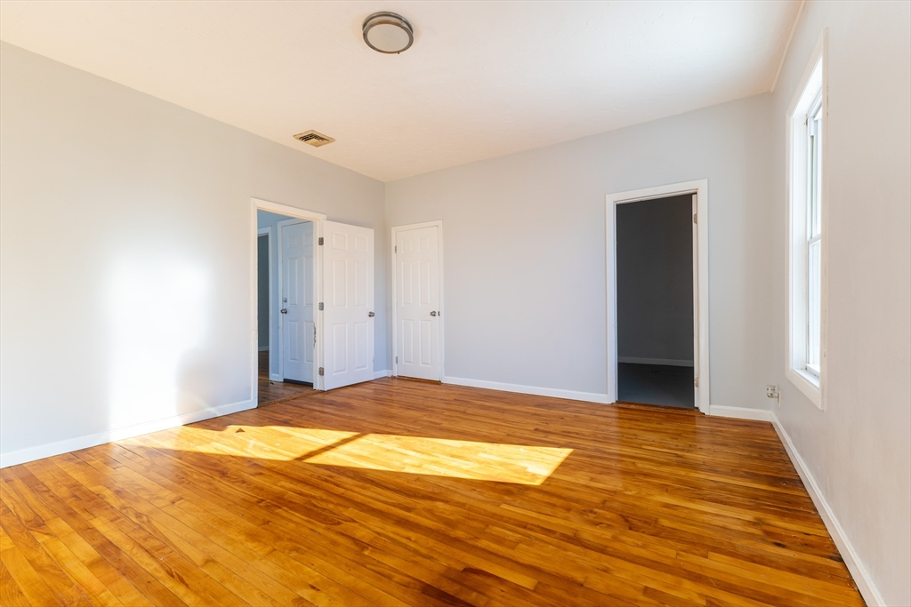 3 Perkins Street Worcester, MA 01605 - Photo 23 of 29