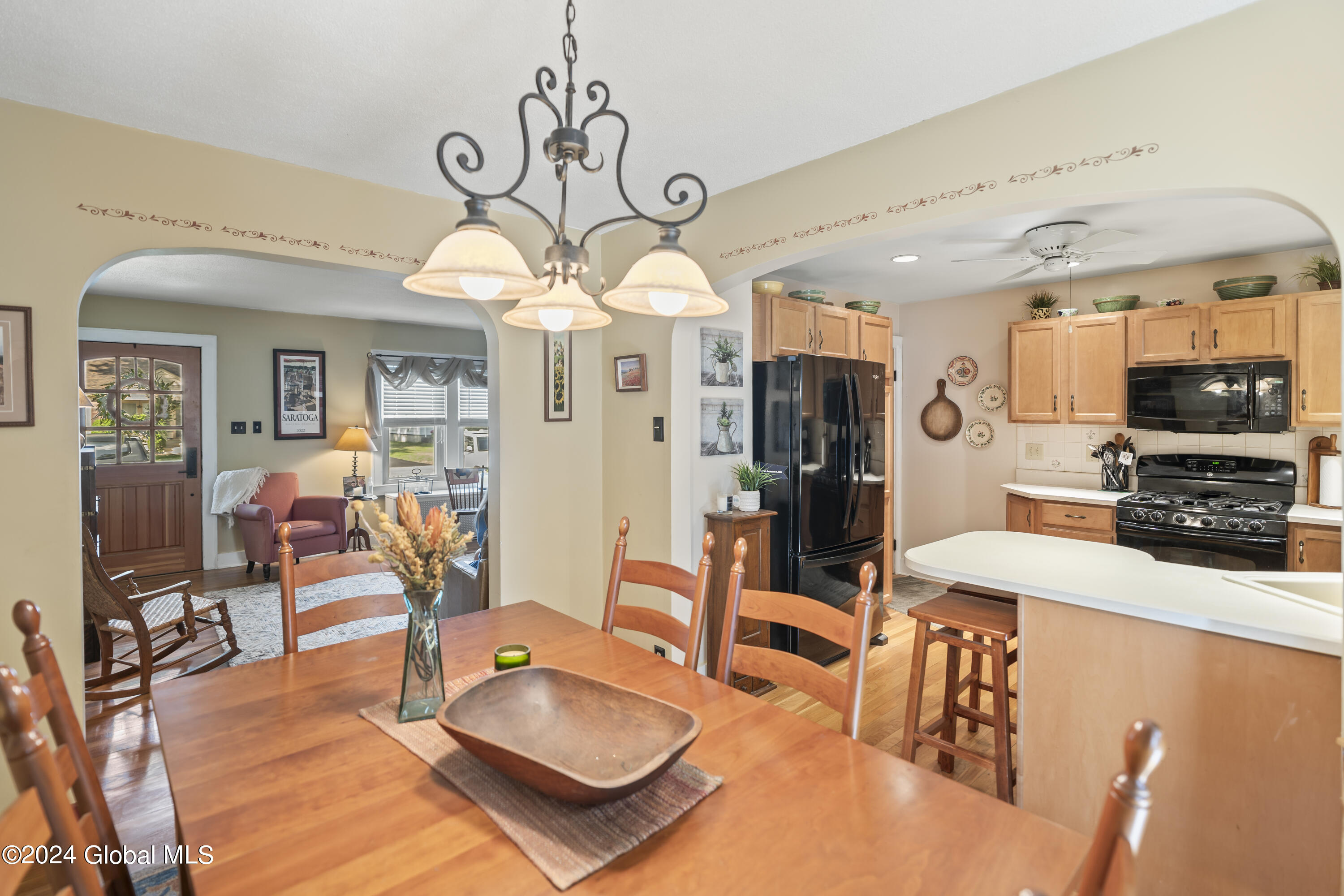2053 Chepstow Road Rotterdam, NY 12303 - Photo 13 of 37 DSC02877