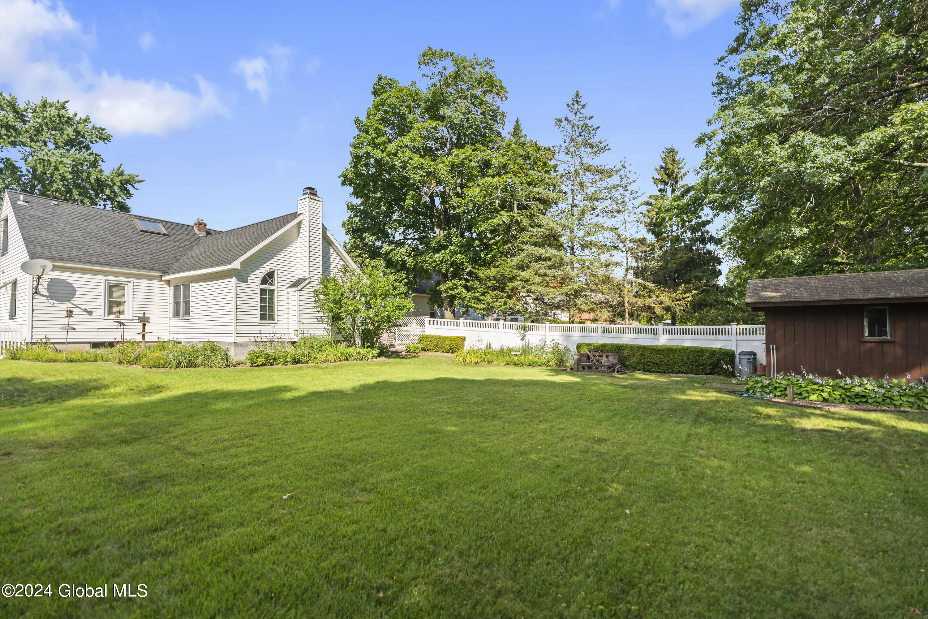 2053 Chepstow Road Rotterdam, NY 12303 - Photo 35 of 37 DSC02841