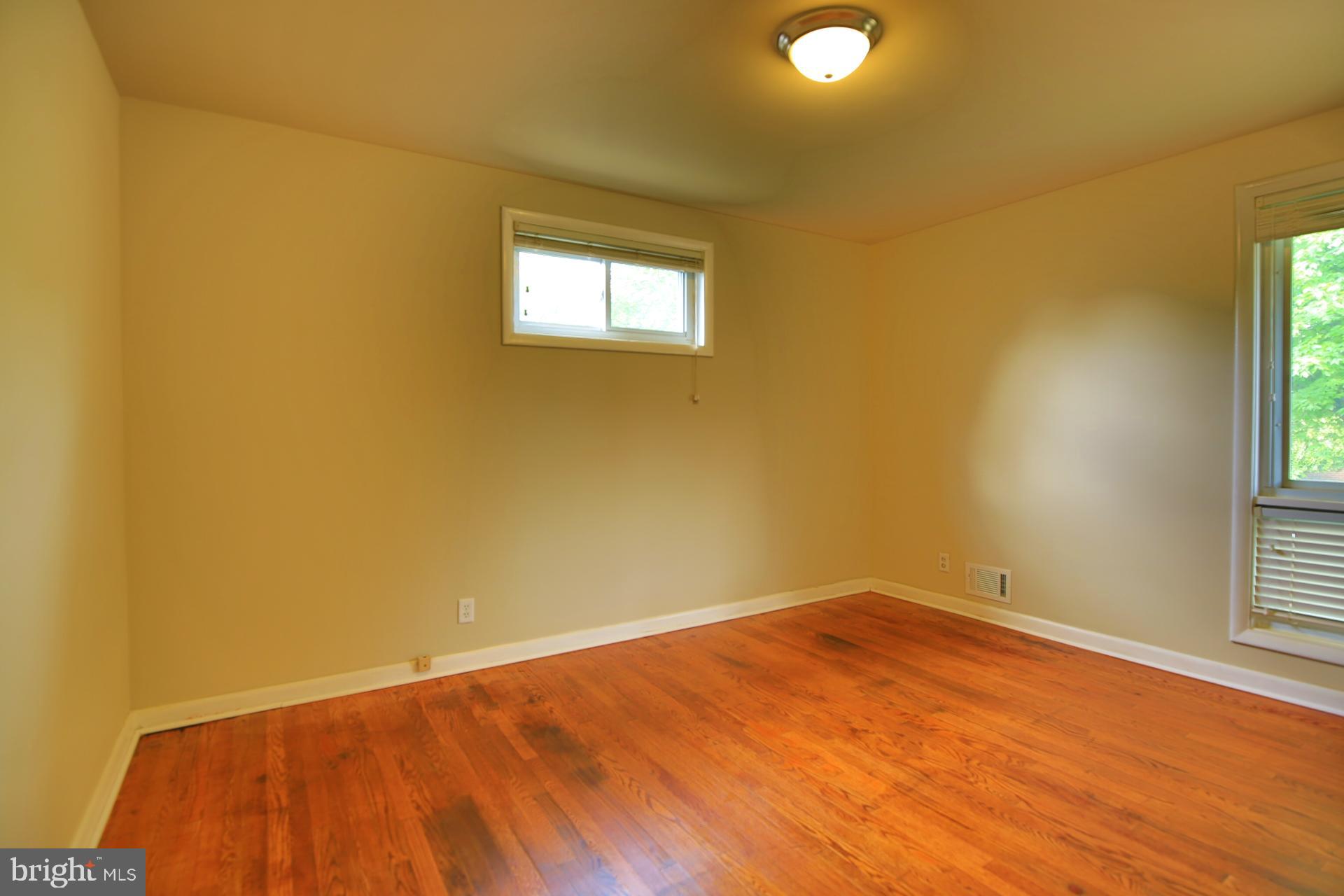14203 Adkins Road Laurel, MD 20708 - Photo 9 of 22 Gallery Image 9