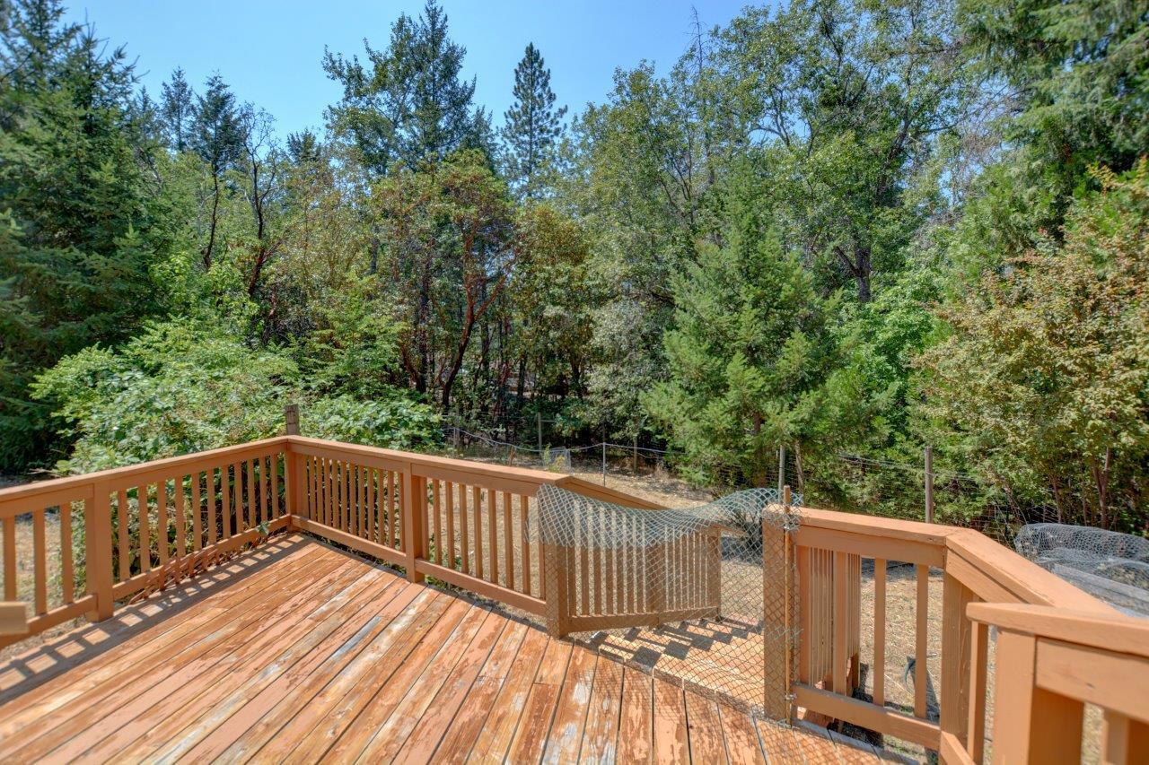 1353 Summit Loop Grants Pass, OR 97527 - Photo 49 of 58 DSC_1627_8_9