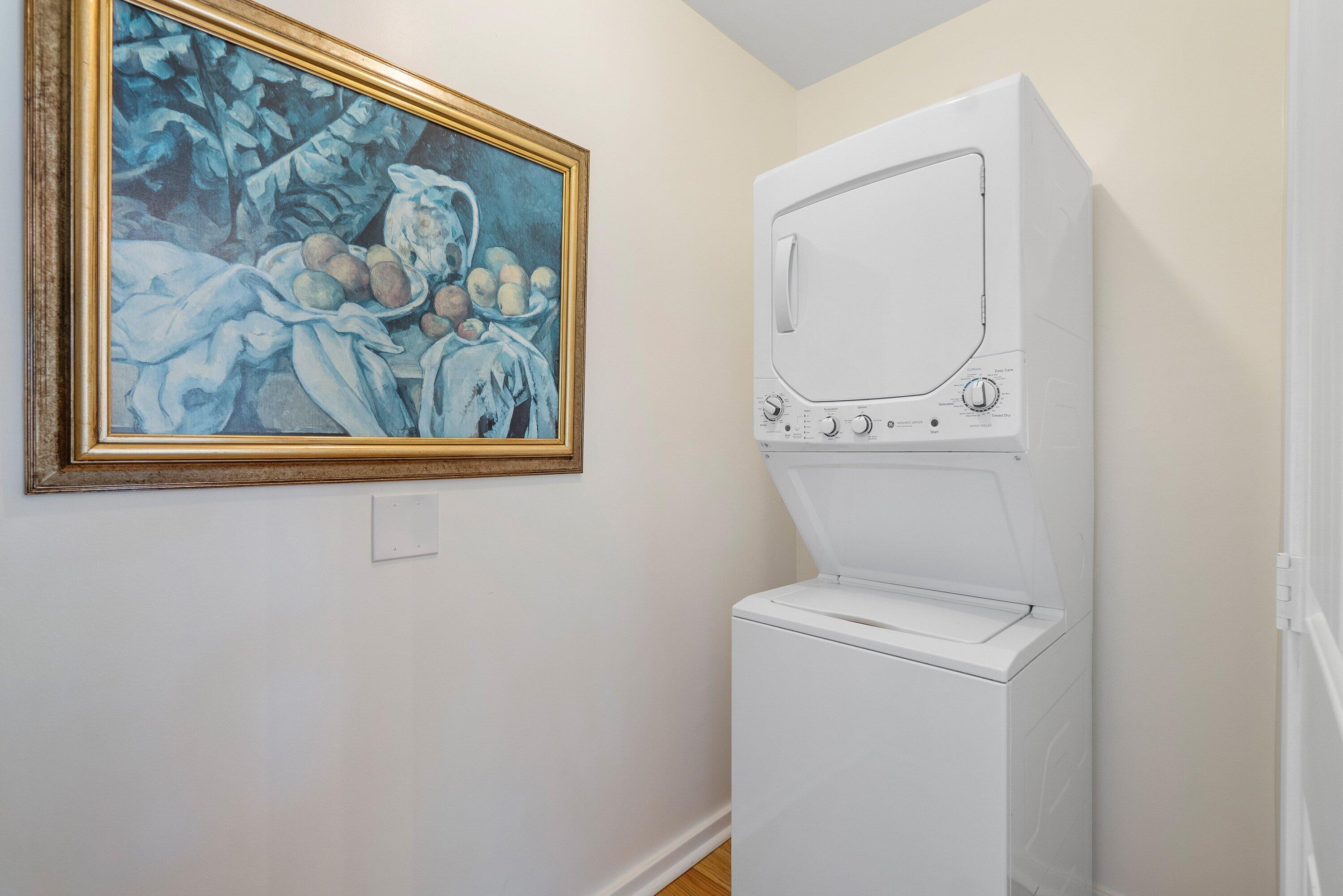 816 Avon Road West Palm Beach, FL 33401 - Photo 12 of 19 017-816AvonRoad-WestPalmBeach-FL-33401-S